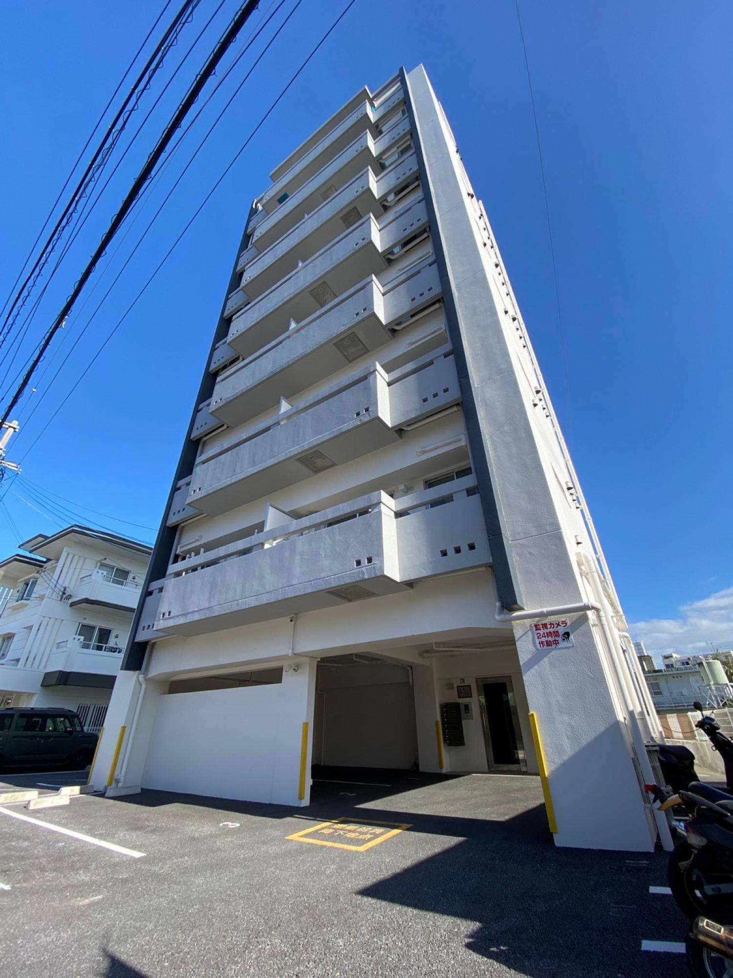 インサイド　ホワイル 物件画像